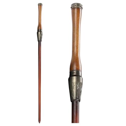 Fantastic Beasts Magic Wand Replica Helmut