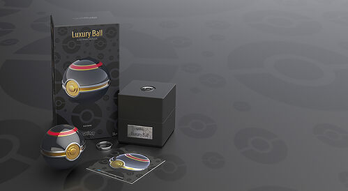 Pokmon Die-Cast Luxury Ball Replica