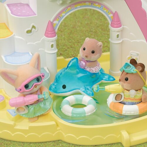 Sylvanian Families Amigos de la Guardera - Fiesta en la piscina