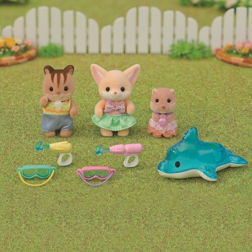 Sylvanian Families Amigos de la Guardera - Fiesta en la piscina