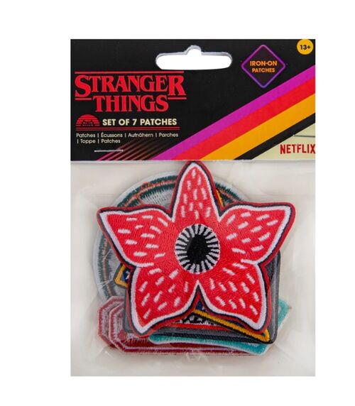 Conjunto de pins Stranger Things 7 parches de poliéster