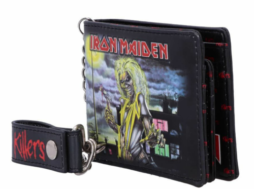 Cartera tarjetero con ilustraciones de Iron Maiden The Killers. Cuenta con varias secciones para tarjetas y un compartimento grande para dinero. Está fabricada en PU y tiene unas dimensiones de 9 x 11 cm.