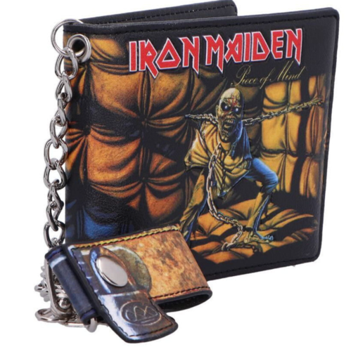 Cartera tarjetero con ilustraciones de Iron Maiden Piece of Mind. Cuenta con varias secciones para tarjetas y un compartimento grande para dinero. Está fabricada en PU y tiene unas dimensiones de 11 x 11 cm.