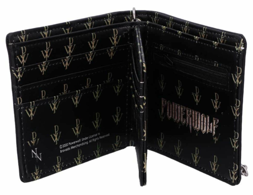 Cartera tarjetero con ilustraciones de Powerwolf. Cuenta con varias secciones para tarjetas y un compartimento grande para dinero. Está fabricada en PU y tiene unas dimensiones de 9 x 11 cm.