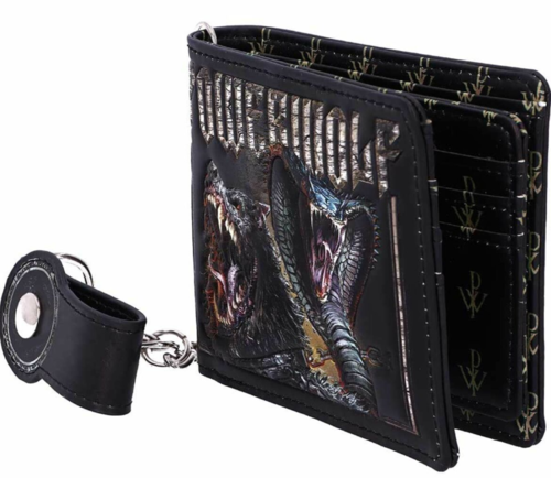 Cartera tarjetero con ilustraciones de Powerwolf. Cuenta con varias secciones para tarjetas y un compartimento grande para dinero. Está fabricada en PU y tiene unas dimensiones de 9 x 11 cm.