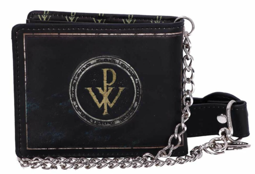 Cartera tarjetero con ilustraciones de Powerwolf. Cuenta con varias secciones para tarjetas y un compartimento grande para dinero. Está fabricada en PU y tiene unas dimensiones de 9 x 11 cm.