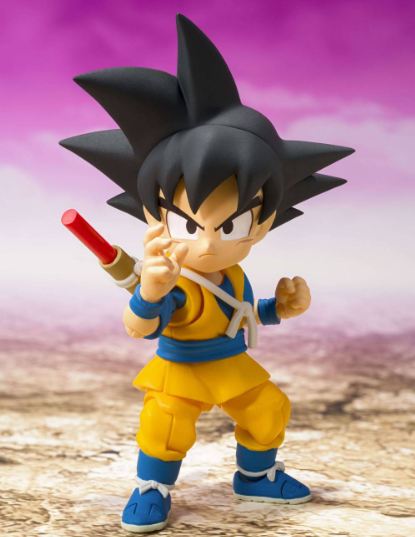 Tamashii Nations presenta, dentro de la colección S.H. Figuarts, la figura de Son Goku (Mini) -Daima-. Mide 7 cm y está basada en el personaje del anime "Dragon Ball Daima". Incluye 3x pares de manos intercambiables, 3x expresiones faciales (estándar, enf